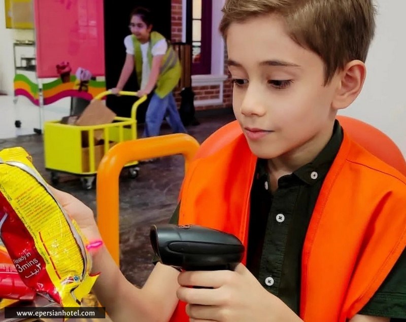 آموزش و بازی غرفه فروش در باکارزی مشهد